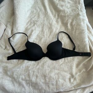 Victoria's Secret T-Shirt Bra